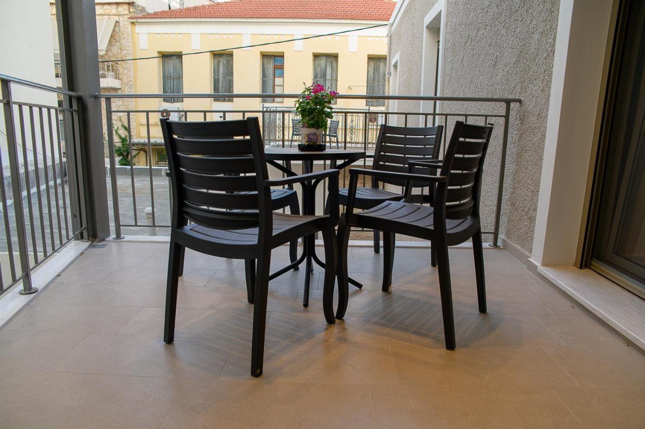 Uni Island - City Center Suites Ираклио Екстериор снимка