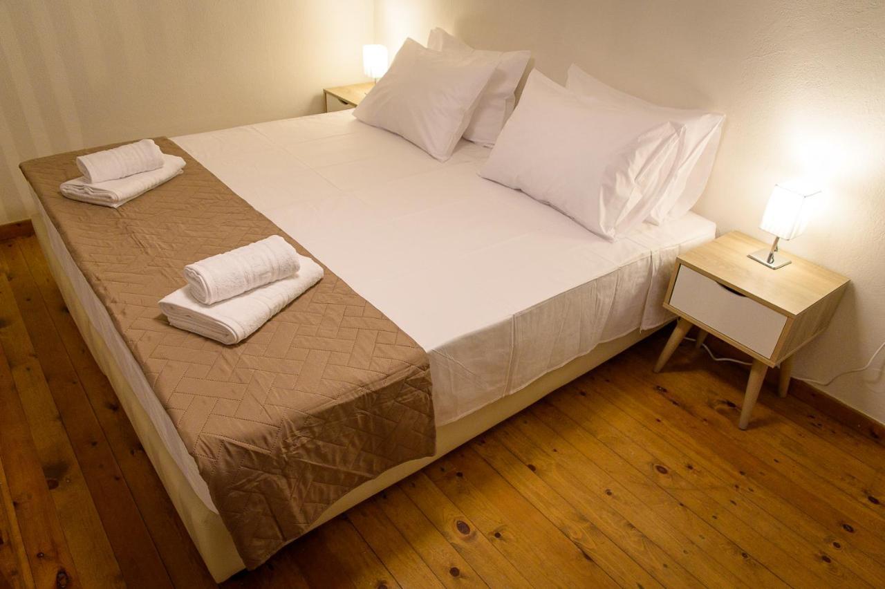 Uni Island - City Center Suites Ираклио Екстериор снимка