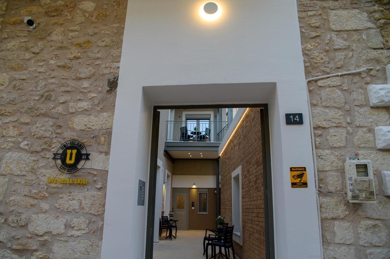 Uni Island - City Center Suites Ираклио Екстериор снимка