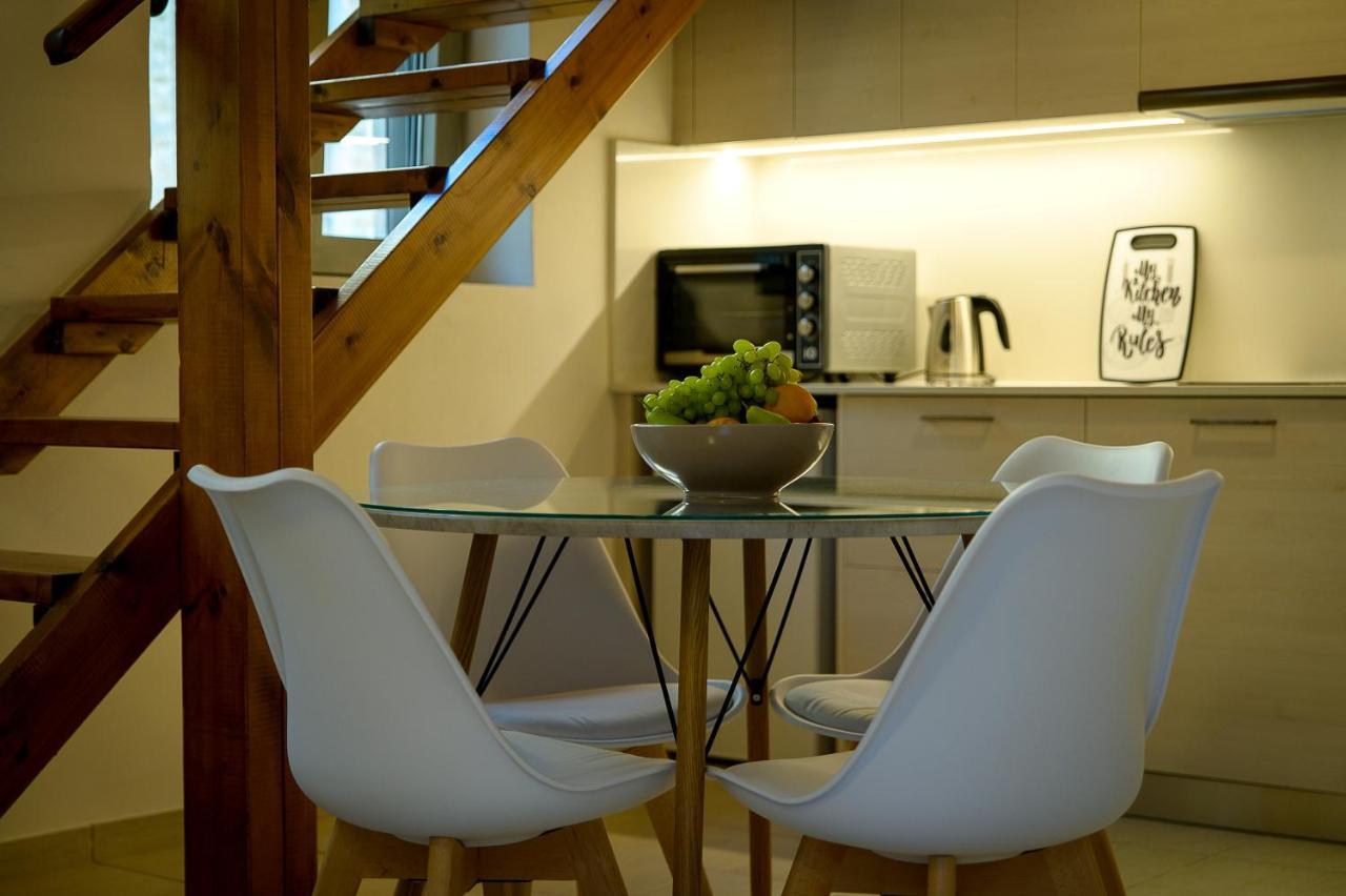 Uni Island - City Center Suites Ираклио Екстериор снимка
