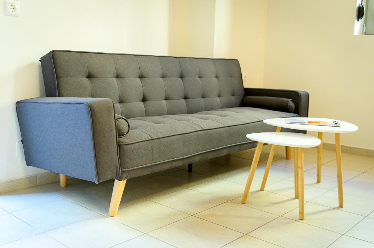 Uni Island - City Center Suites Ираклио Екстериор снимка