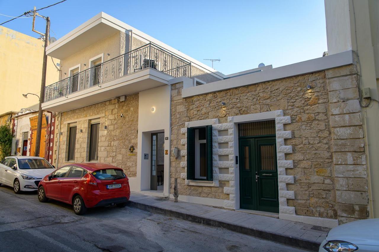 Uni Island - City Center Suites Ираклио Екстериор снимка