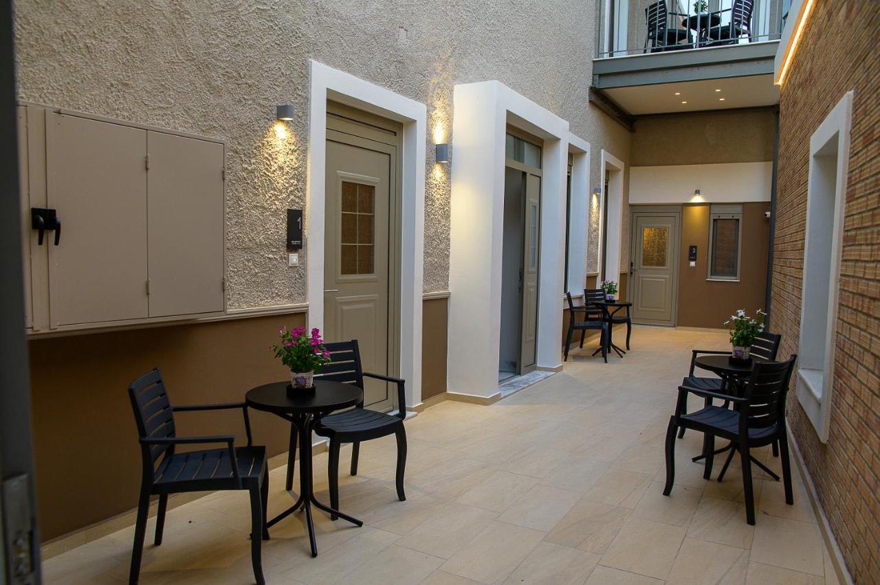 Uni Island - City Center Suites Ираклио Екстериор снимка