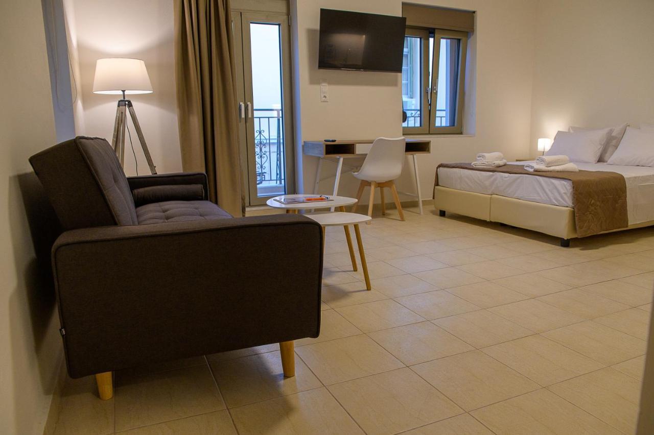 Uni Island - City Center Suites Ираклио Екстериор снимка