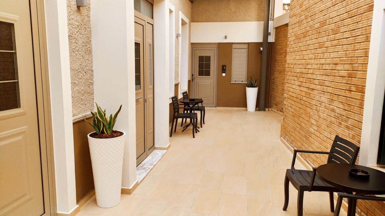 Uni Island - City Center Suites Ираклио Екстериор снимка